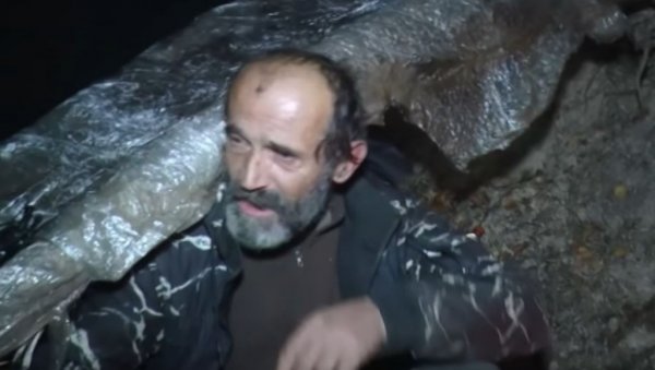 HOMELESS FROM THE FOREST - HERO FROM THE BASKET: Dragan sleeps in the dugout, digs and says - I feel that the end is near, the snow will not catch me alive (VIDEO)