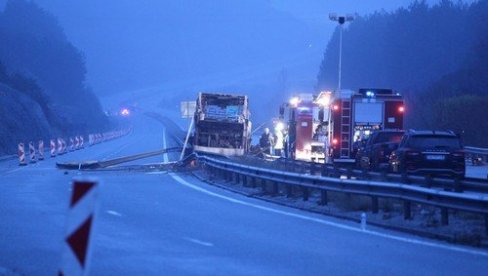 OGLASILO SE MINISTARSTVO: Državljanin Srbije pomogao u evakuaciji sedmoro putnika iz zapaljenog autobusa