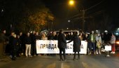 BELI BALONI I TROTINET ZA DESPOTA (4): Protest u Zemunu, u znak sećanja na tragičnu pogibiju dečaka (FOTO)