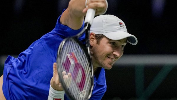 СРБИН У ПОЛУФИНАЛУ ЂЕНОВЕ: Лајовић бољи од Чекината, за финале с још једним Италијаном