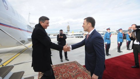 PAHOR ZAVRŠIO POSETU SRBIJI: Mali ispratio predsednika Slovenije
