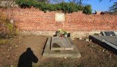 ОДУЖИЛИ СЕ ТВОРЦУ ДУПЉАЈСКИХ КОЛИЦА: Уређена опљачкана гробница Леонарда Бема у Белој Цркви