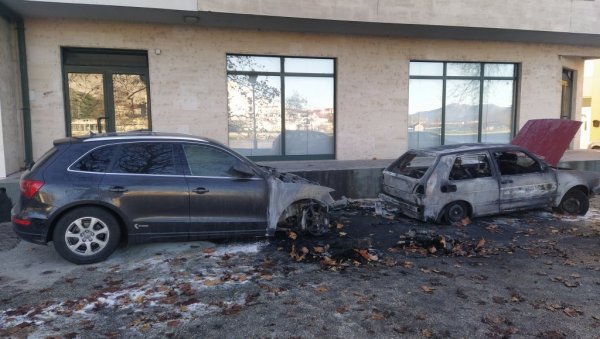 ЗАПАЉЕН АУДИ ПОЛИЦАЈЦУ У ТРЕБИЊУ: Ватра захватила још један аутомобил