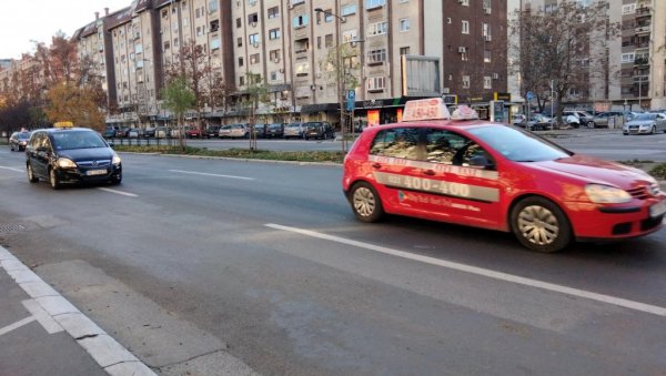 ЦЕНА ВИША ЗА 10 ОДСТО: У Новом Саду данас поскупео такси превоз