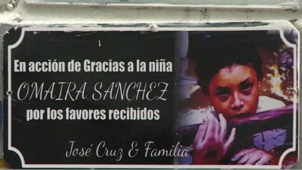 ФОТОГРАФИСАЛИ СУ ЈЕ ДОК ЈЕ УМИРАЛА: Трагедија девојчице (13) из Колумбије шокирала је свет – три дана нико није могао да је спаси? (ВИДЕО)