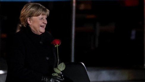 РАСТЕ ПОПУЛАРНОСТ МЕРКЕЛОВЕ: И даље је омиљена немачка политичарка иако је у пензији