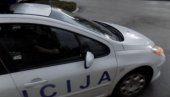 ДРАМА У ОБРЕНОВЦУ: Мушкарац претио да ће да се разнесе, зачула се експлозија