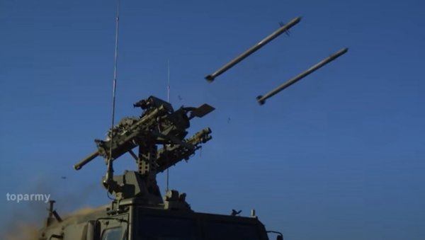 РАТ У УКРАЈИНИ: Снажан руски напад дроновима
