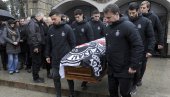 DA VOLIM CRNO-BELE I ŠAL OKO KRSTA: Moca na poslednji put otišao uz svoj Partizan