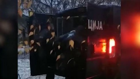 JATACI POMAGALI U BEKSTVU: Detalji hapšenja osumnjičenog za ubistvo kod Kruševca, kod njega pronađen i pištolj (FOTO+VIDEO)