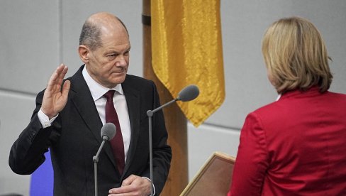 ШОЛЦ ПОЛОЖИО ЗАКЛЕТВУ: Нови немачки канцелар званично ступа на дужност у 15 часова (ФОТО)