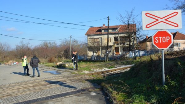 ВОЗ ЈЕ УВЕК БРЖИ: Кампања за већу безбедност на укрштајима железничког и друмског саобраћаја на територији Крушевца