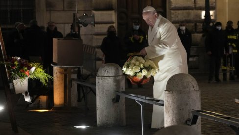 PAPA OSUDIO KAMENA SRCA: Poglavar Rimokatoličke crkve ne razume one koji nisu ganuti patnjom migranata