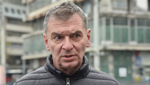 ИЗМИШЉАЈУ ЗАХТЕВЕ ДА ПРОДУЖЕ БЛОКАДЕ: Јовановић организује протест иако су испуњени услови