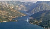 KOMŠIJE JEDINI SPAS ZA SEZONU: Posledice po crnogorski turizam zbog dešavanja u Ukrajini i sankcija Rusiji