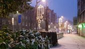 MEĆAVA U BEOGRADU: Pogledajte prestonicu pod snegom, očekuje se do 15 centimerata nanosa (FOTO)