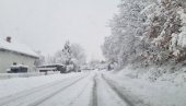 ПРИЈЕПОЉЕ: Пало више од пола метра снега, у граду дебљина од чак 20 центиметара
