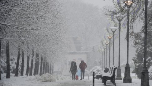 UPALJEN ŽUTI METEO-ALARM ZA POLA SRBIJE: Najnovija vremenska prognoza za naredne dane - i u Beogradu moguć sneg