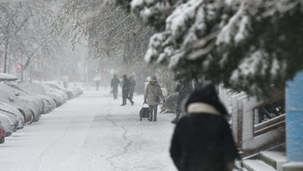 ОД НИКОЉДАНА СИБИР У СРБИЈИ: Овај снег је био почетак ледене зиме коју смо осетили и 2012.