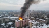 BUKTINJA NA VRHU ZGRADE: Gori višespratnica na Limanu, vatrena stihija zahvatila i dva stana (FOTO)