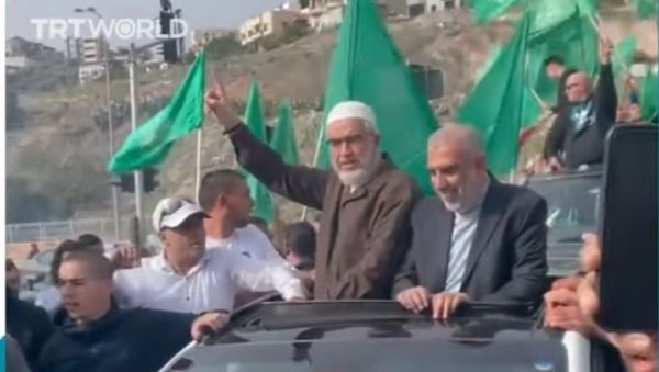 ЧУВАР АЛ-АКСЕ НА СЛОБОДИ: Палестински исламиста на слободи после 16 месеци у израелским затворима (ВИДЕО)