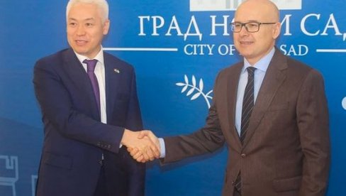 VUČEVIĆ NA VAŽNOM SASTANKU: Gradonačelnik Novog Sada primio ambasadora Republike Kazahstan