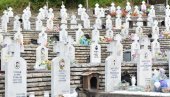 META NA ČELO 27 SRPKINJA: Sramotna objava direktora Memorijalnog centra Potočari u Srebrenici