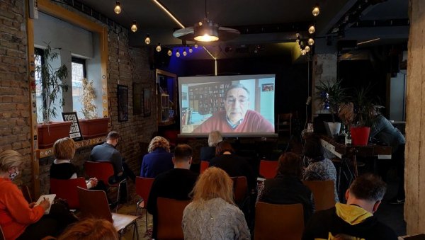 ПАМУК ПОВОДОМ НОВОГ РОМАНА НОЋИ КУГЕ: Драго ми је што је српски превод први у свету