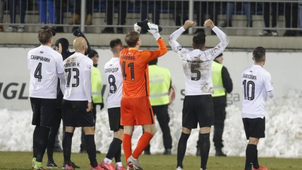 ПАРТИЗАН НАСТАВИО СЈАЈНУ АКЦИЈУ, доктори добили црно-беле награде