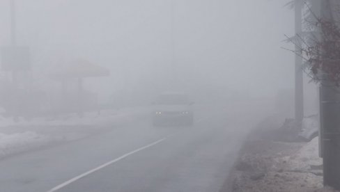 NE VIDI SE PRST PRED OKOM: U nekim delovima zemlje smanjena vidljivost zbog magle