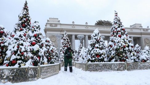 RUSKA ZIMA: U Moskvi najavljuju rekordnu visinu snežnog pokrivača