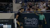 AU, VRATIO SE NADAL I TO KAKO: Poen koji je osvojio protiv Mareja raspametio navijače (VIDEO)