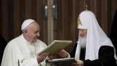 ПАПА: Није моменат за сусрет са патријархом Кирилом