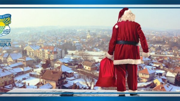ПАКЕТИЋИ И У ГРОЦКОЈ: Подела новогодишњих поклона за викенд