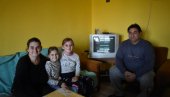 DUNJI STIGLI STRUJA I TELEVIZOR: Uspešno završena akcija, kupljena kuća za porodicu Šošić iz Bašaida, kod Kikinde
