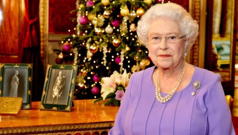 OPTUŽBE ZA RASIZAM I SMT SUPRUGA: Prošla godina jedna od najgorih za kraljicu, šta porodicu čeka u 2022?
