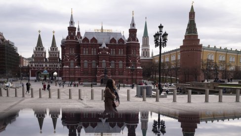 CRVENI TRG ZATVOREN U NOVOGODIŠNJOJ NOĆI: Epidemiološke mere u Moskvi zbog korona virusa