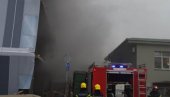 PRVE SLIKE POŽARA U KLINIČKOM CENTRU: Kulja gust dim, na licu mesta 26 vatrogasaca (FOTO)