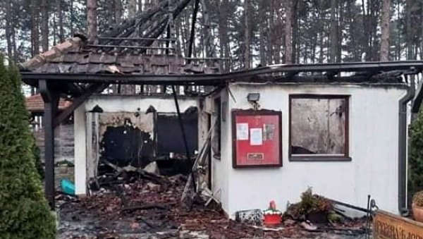 ИЗГОРЕЛА ЦРКВЕНА ПРОДАВНИЦА: Пожар у комплексу храма на Летњиковцу у Шапцу