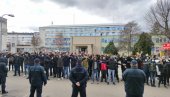 NAVIJAČI FK BORAC PROŠLI KROZ CENTAR BANJALUKE: Okupili se ispred Okružnog suda - traže pravdu za Savanovića (FOTO/VIDEO)