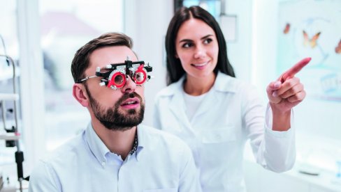 КОД ОЧНОГ И КАД НЕМАТЕ ПРОБЛЕМ СА ВИДОМ: Стручњаци упозоравају - Комплетан офталмолошки преглед открива и патолошке промене