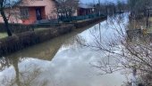 VELIKE POPLAVE OKO GOSPIĆA: Više kuća pod vodom