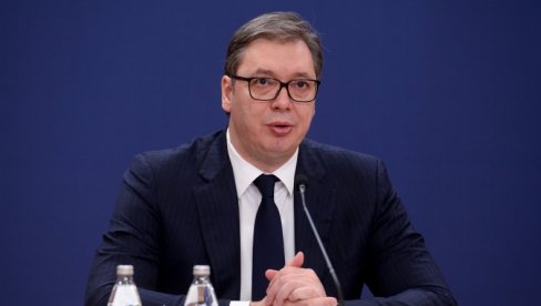 SUTRA U PREDSEDNIŠTVU: Vučić uručuje Orden srpske zastave drugog stepena predsedniku Evrodžasta