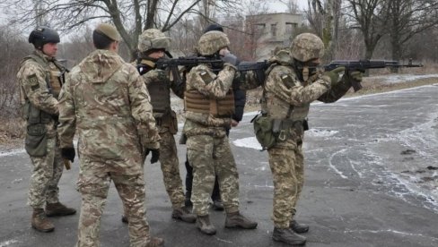 ШАЉУ ПАДОБРАНСКУ И ЈУРИШНУ БРИГАДУ НА ДОНБАС? Нове украјинске јединице које су обучили Британци спремне за покрет