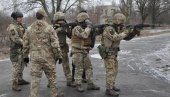 БРИТАНСКИ ПСИ РАТА У АЗОВСТАЉУ: Судбина бивших припадника оружаних снага УК биће одлучена заједно са пуком Азов