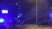 S VATROM SE BORILO 29 VATROGASACA: Lokalizovan požar u restoranu na Novom Beogradu, ima povređenih (FOTO/VIDEO)