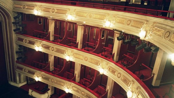 ИЗВЕДЕНО ДЕВЕТ ПРЕМИЈЕРА: Протеклу годину обележили нови наслови националног театра у опери, драми и балету