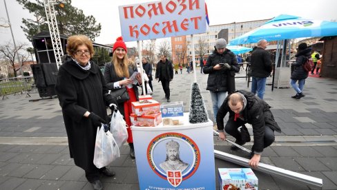 BIJELJINA NE ZABORAVLJA NAŠ NAROD NA KIM: Na gradskom trgu prikuljaju pomoć za Srbe sa Kosova i Metohije
