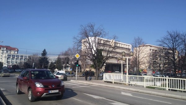 РАСТЕ БРОЈ КОВИД-ПОЗИТИВНИХ У ПАРАЋИНУ: Јуче више него дуплиран број у односу на среду