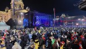 VIŠE OD DESET HILJADA LJUDI PRED SKUPŠTINOM: Beograd čeka Novu Godinu - završen nastup Marije Šerifović (FOTO/VIDEO)